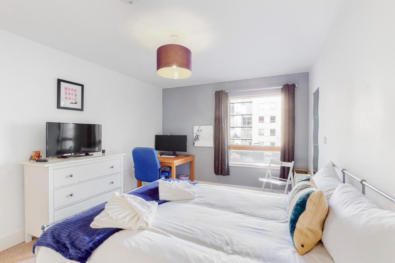 Lovely 1 Bed Apartment In Streatham London Exterior photo